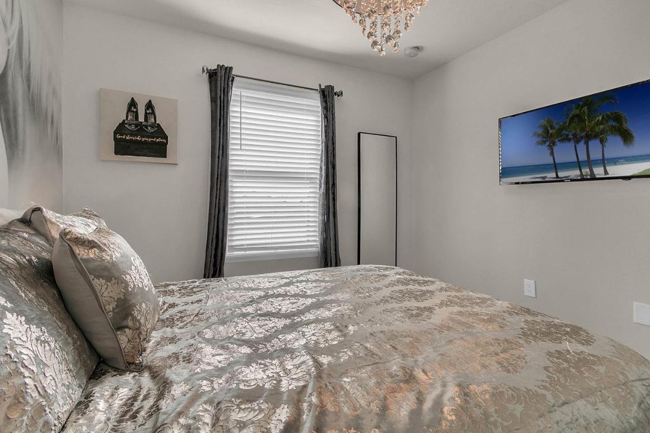 5 Bedrooms - 4,5 Bathrooms - Windsor At Westside 8928 Sa Orlando Exteriör bild