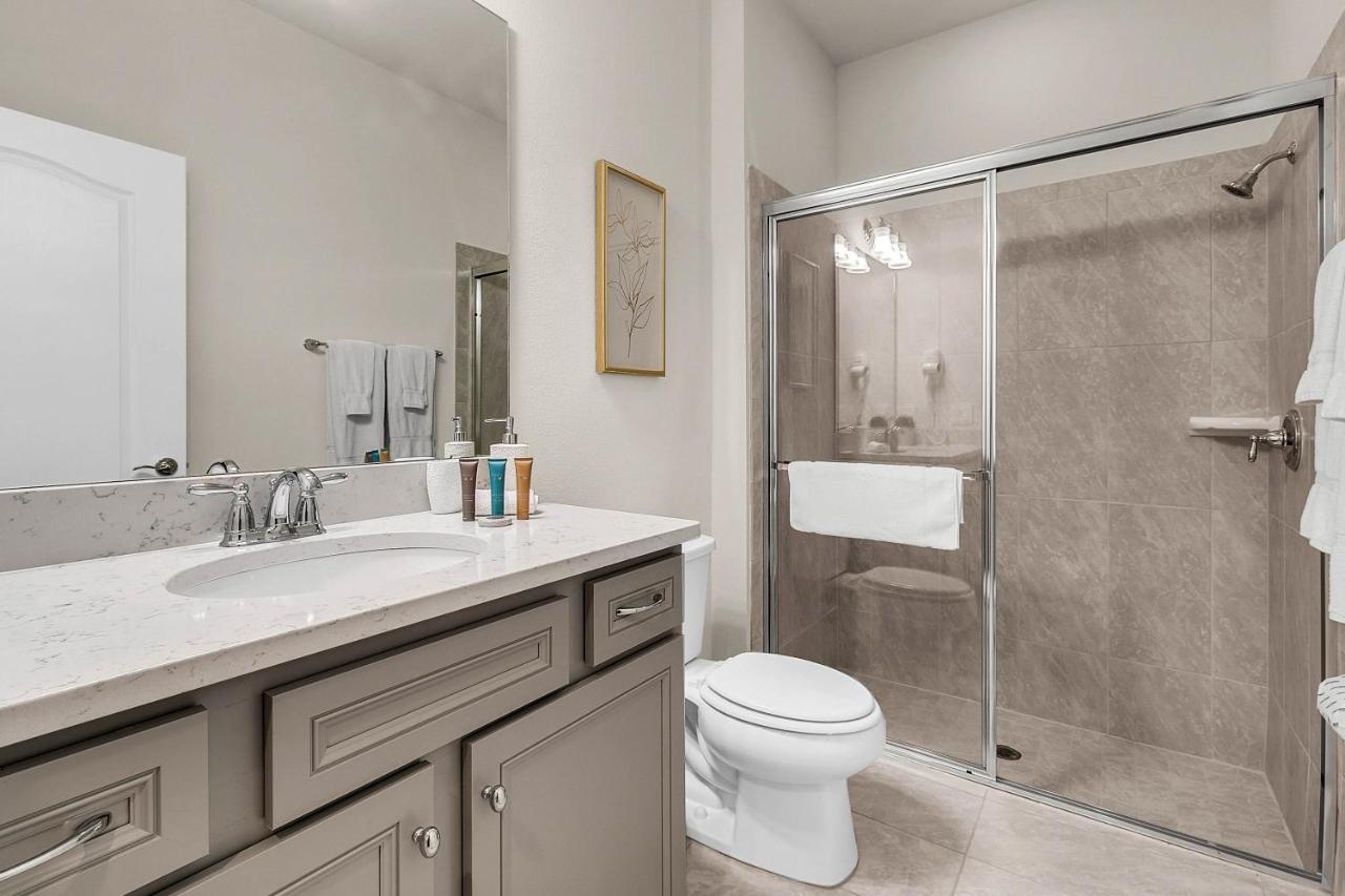 5 Bedrooms - 4,5 Bathrooms - Windsor At Westside 8928 Sa Orlando Exteriör bild